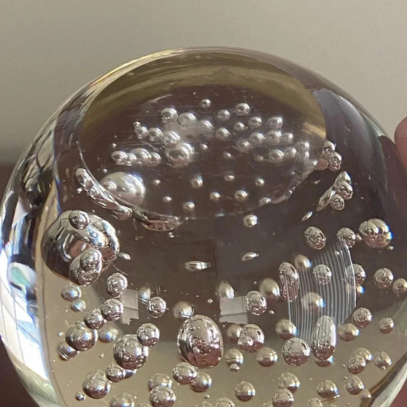 Clear controlled bubble paperweight 3” clear polished bottom unsigned - Picture 4 of 6